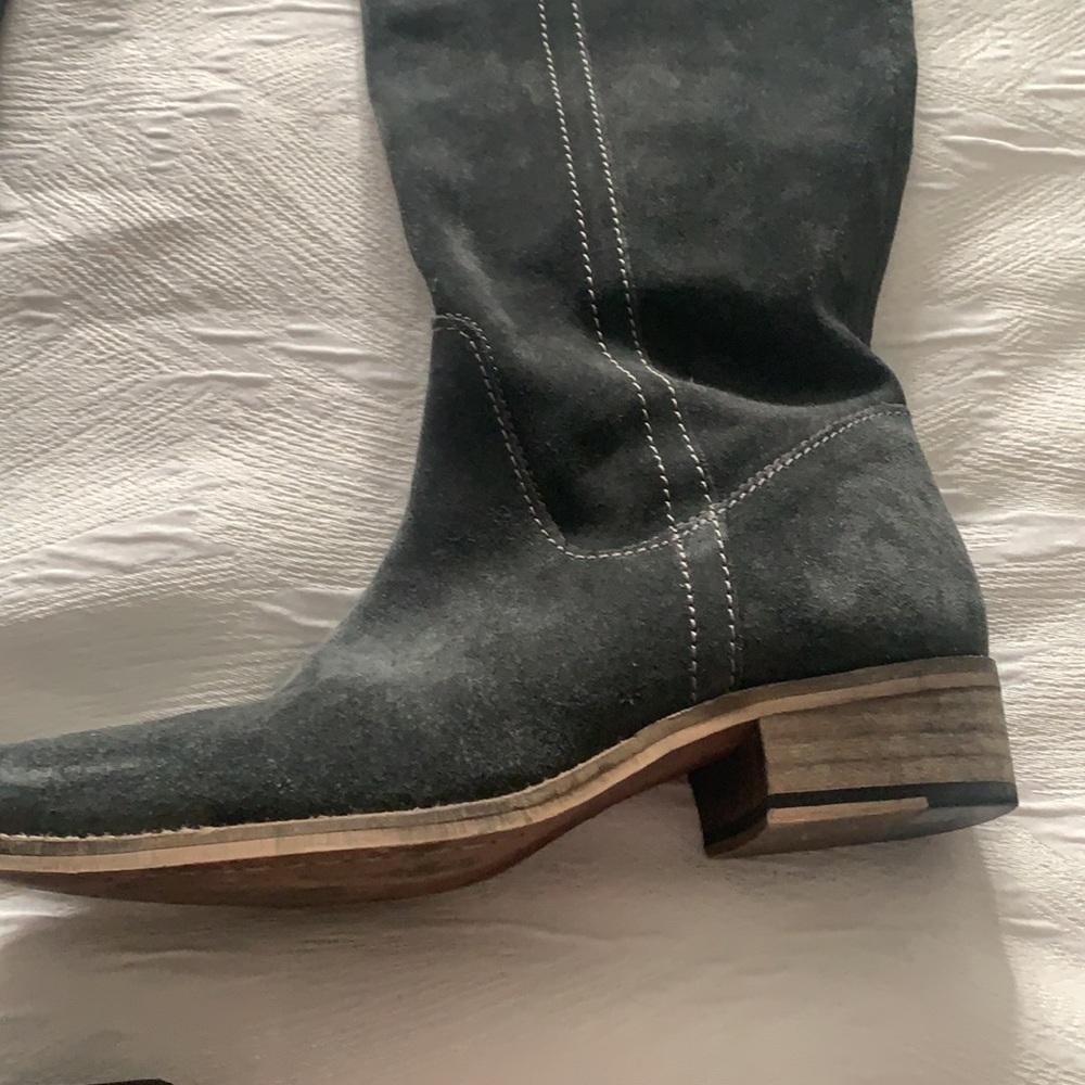Tall suede boots